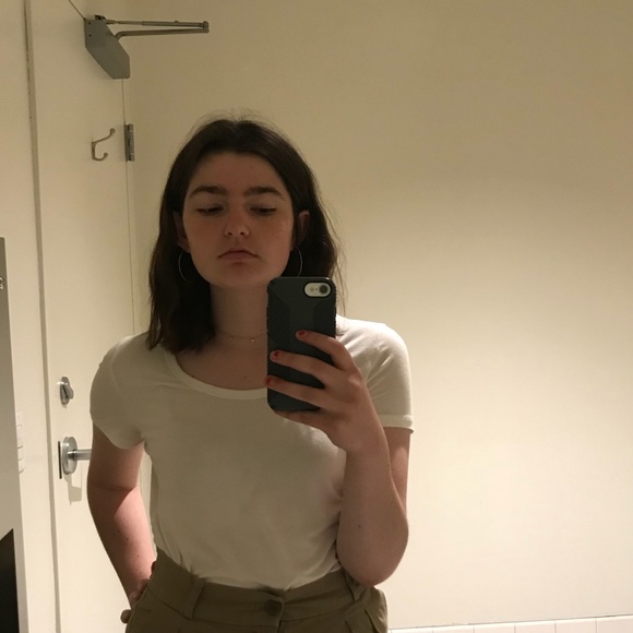 Meet your Posher, Ava - Picture 2 of 2